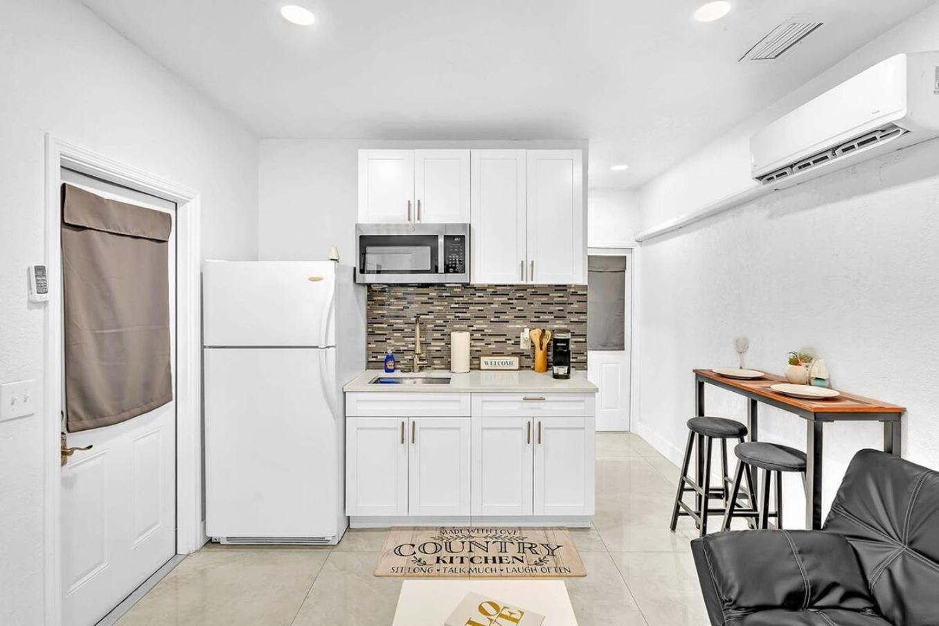 Boutique One Bdrm Close To Aventura Mall & Beach 할렌데일비치 외부 사진