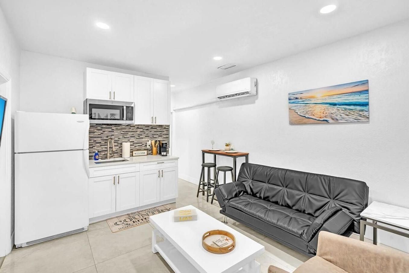Boutique One Bdrm Close To Aventura Mall & Beach 할렌데일비치 외부 사진