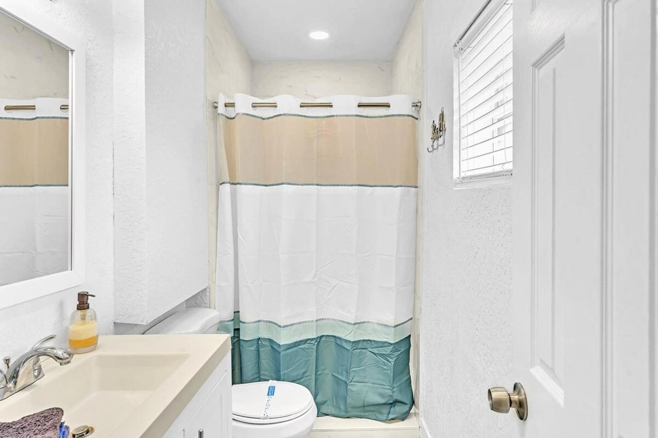 Boutique One Bdrm Close To Aventura Mall & Beach 할렌데일비치 외부 사진